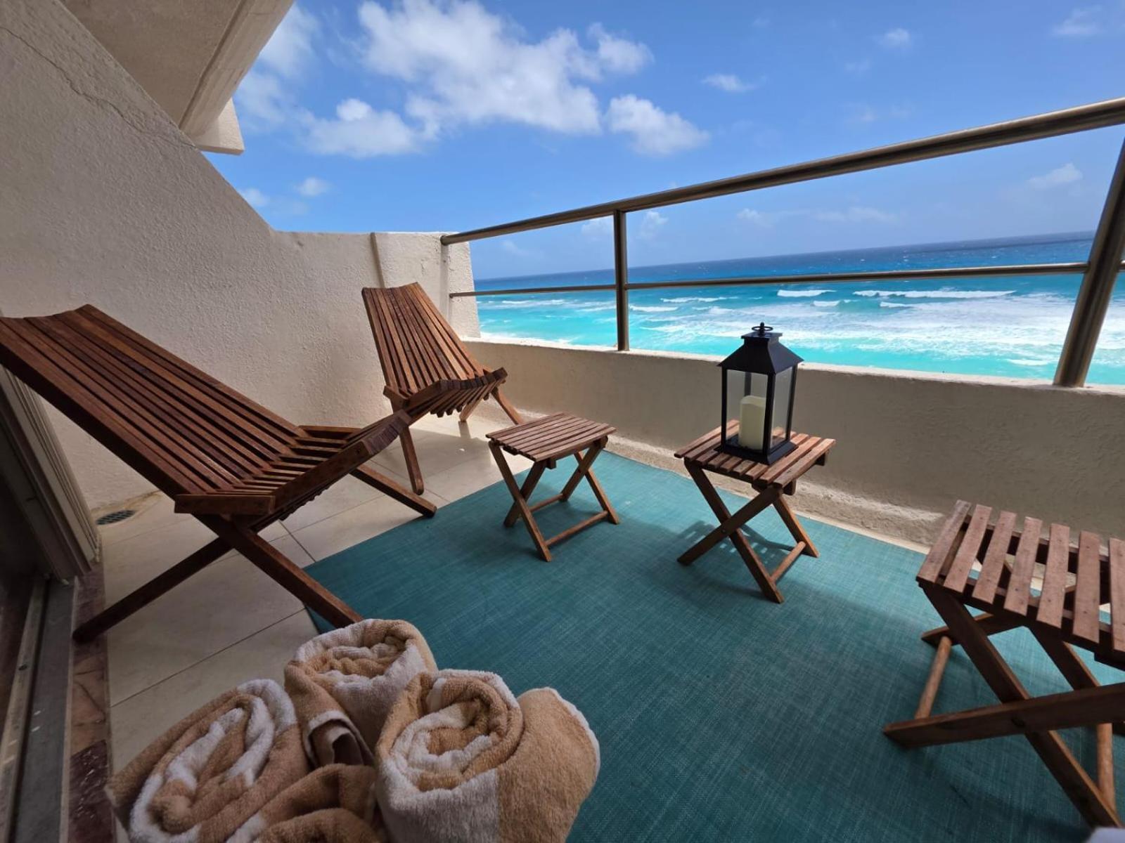 Perfect Vacation Getaway,Ocean View,Wifi, Beach Cancun Exterior photo